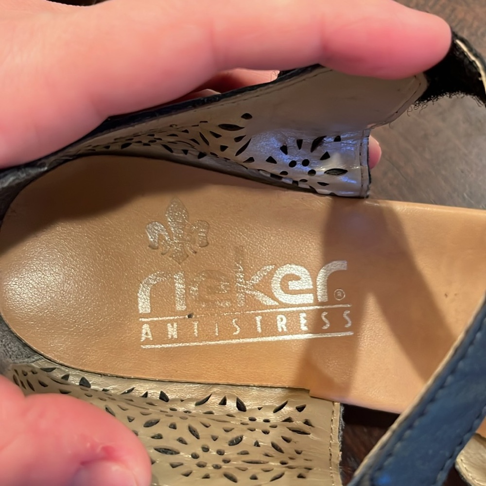 Shoes - Picture 3 of 5